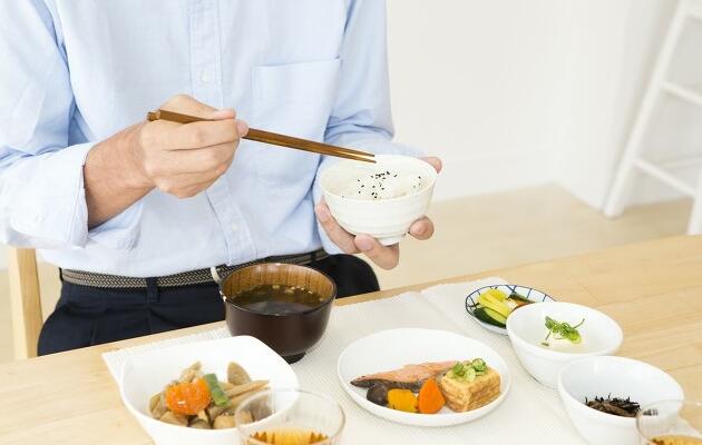 日常健康飲食中，葷素食如何搭配？
